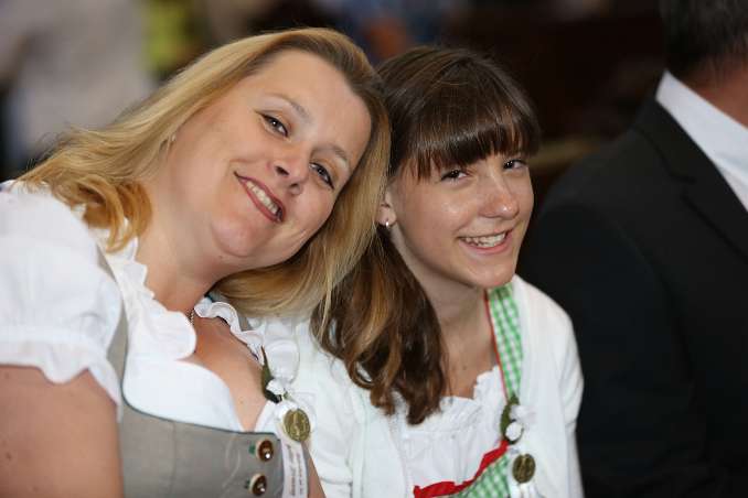 Firmung mit Abt Petrus Pilsinger und Altabt Johannes Gartner (08h)