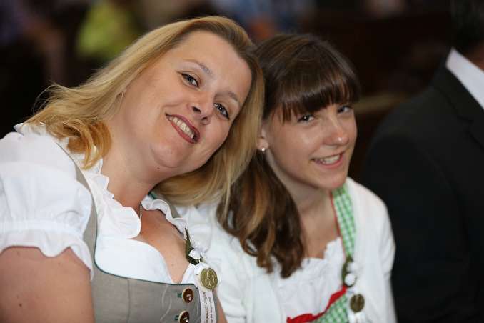 Firmung mit Abt Petrus Pilsinger und Altabt Johannes Gartner (08h)
