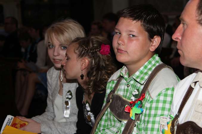 Firmung mit Abt Petrus Pilsinger und Altabt Johannes Gartner (10h30)