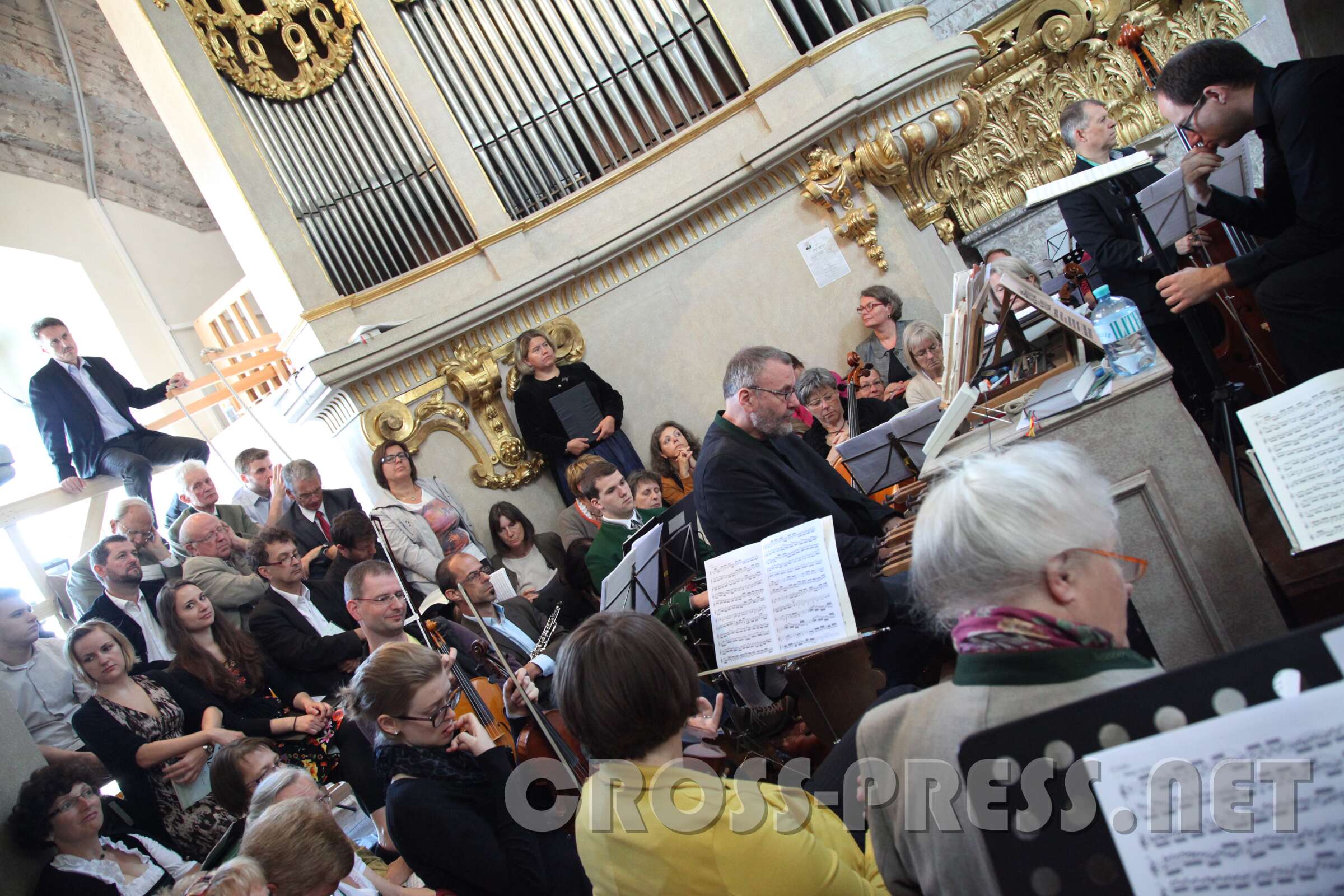 Altarweihe mit Nuntius Zurbriggen 