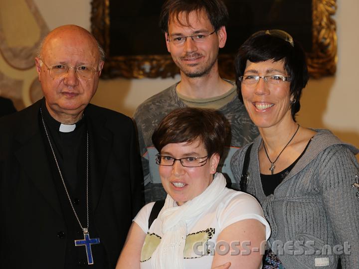 2012.04.28_12.28.30.jpg