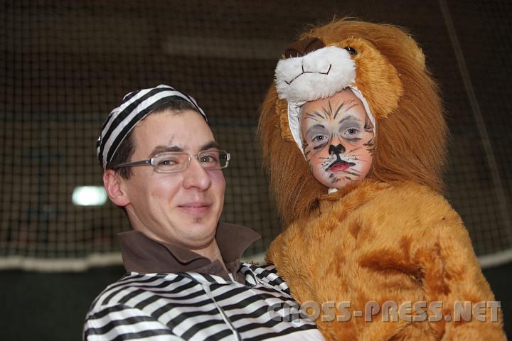 2009.02.22_15.03.41_01.jpg - "Strfling" Johannes Aigner mit "Lwensohn" Florian.